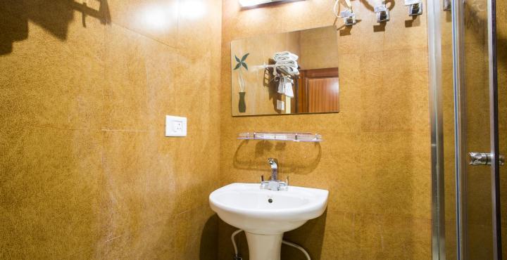 Hotel Deodar Villa Νταραμσάλα Εξωτερικό φωτογραφία