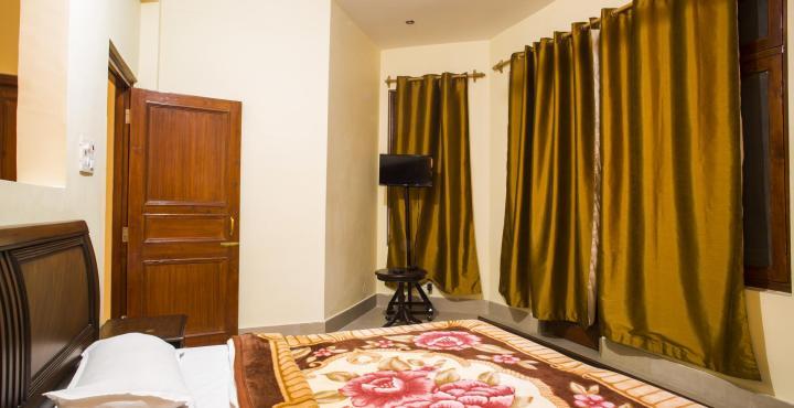 Hotel Deodar Villa Νταραμσάλα Εξωτερικό φωτογραφία