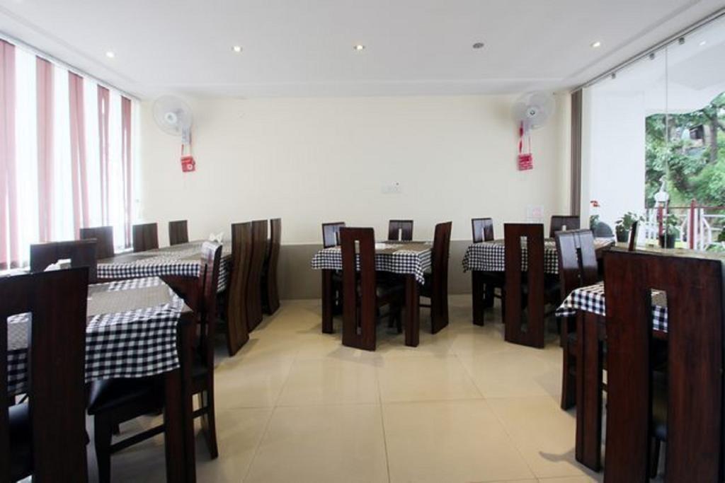 Hotel Deodar Villa Νταραμσάλα Εξωτερικό φωτογραφία