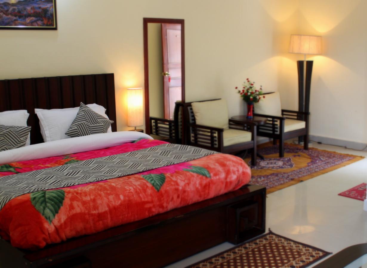 Hotel Deodar Villa Νταραμσάλα Εξωτερικό φωτογραφία