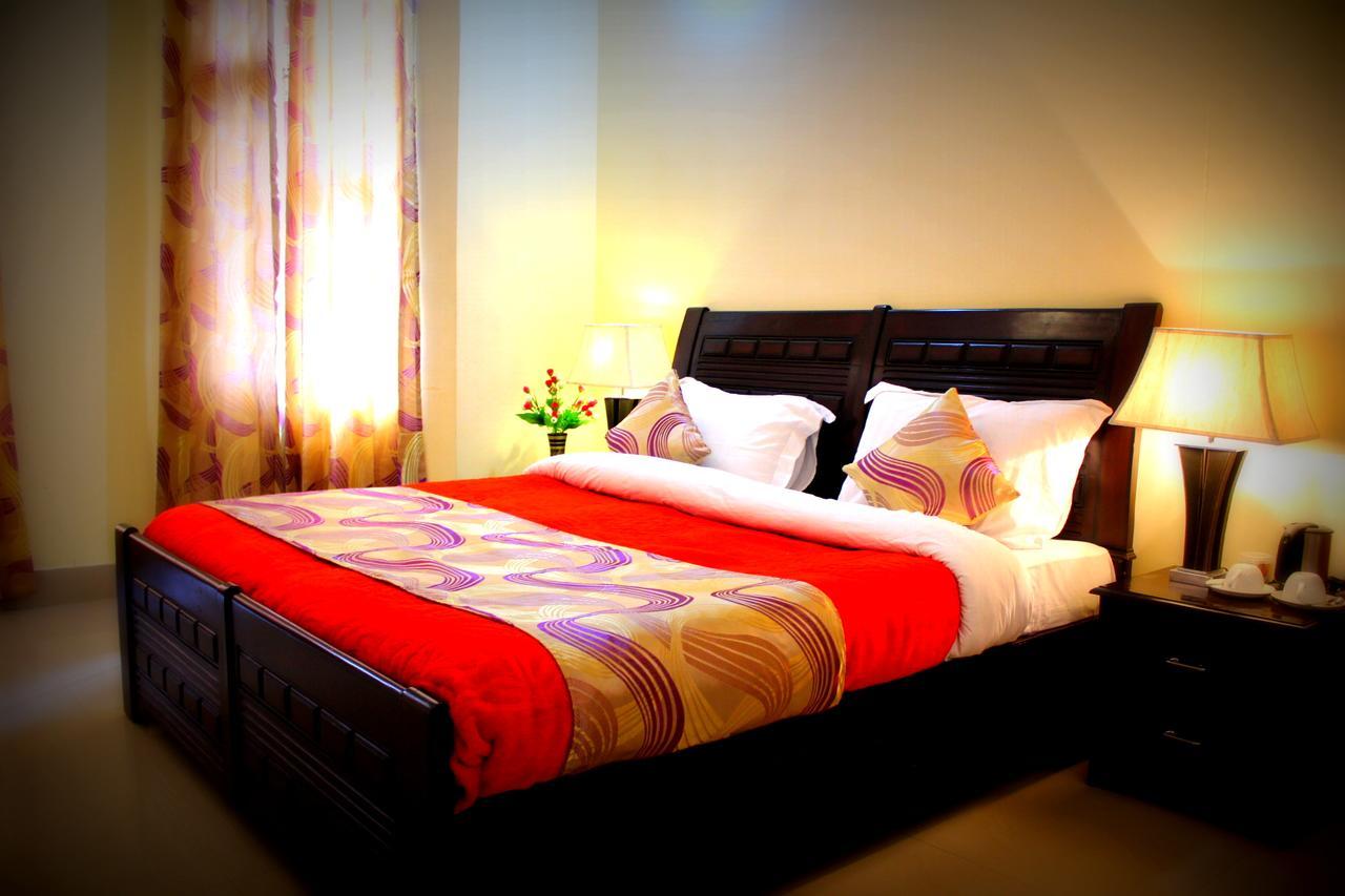 Hotel Deodar Villa Νταραμσάλα Εξωτερικό φωτογραφία